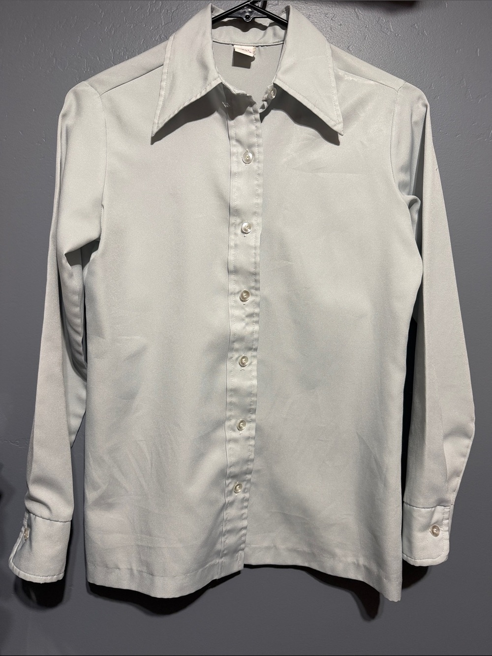 Women’s Vintage 70’s Wrangler Classic Long-Sleeve Dress Shirt Light Blue